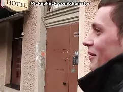 یک دختر زیبا و کانال ...