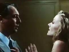 از Bien گرفتن تفنگ د ...
