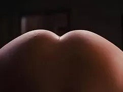 نیروهای سن یک مرد بر ...